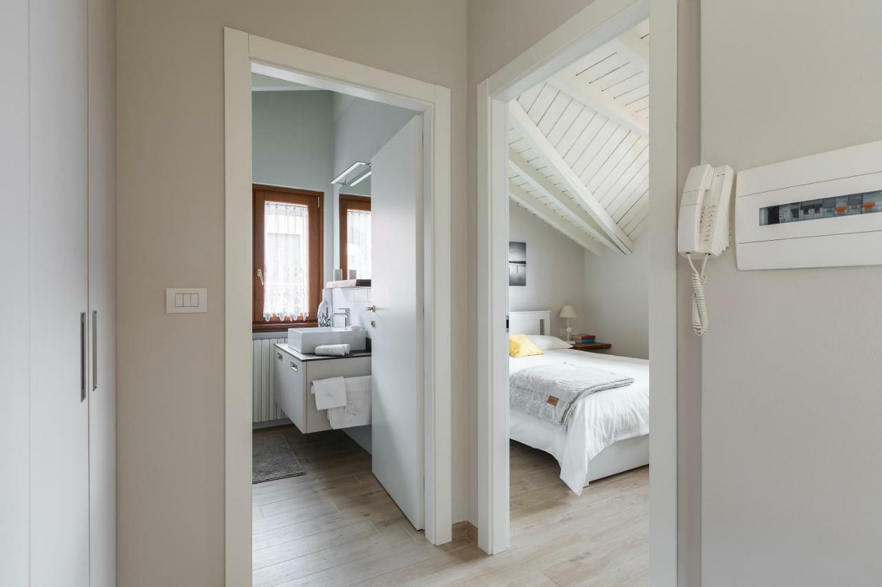 Mansarda I Cipressi Apartman Lenno Kültér fotó